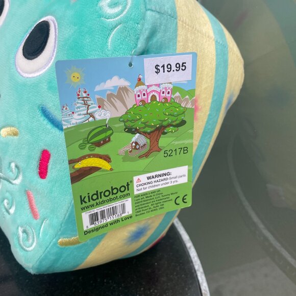 Yummy World Kidrobot Fin Funfetti Cake 7" Plush New Tags - Picture 2 of 5